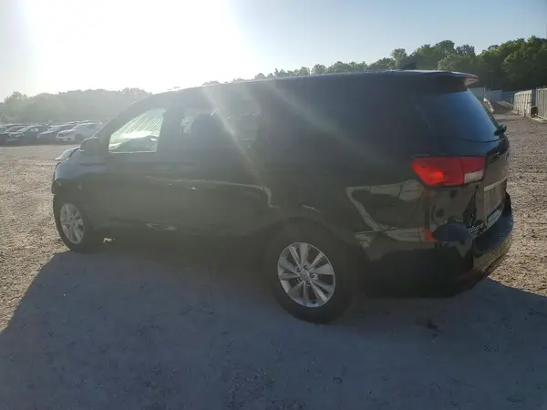 KNDMB5C17J6390526 2018 KIA SEDONA - Image 2