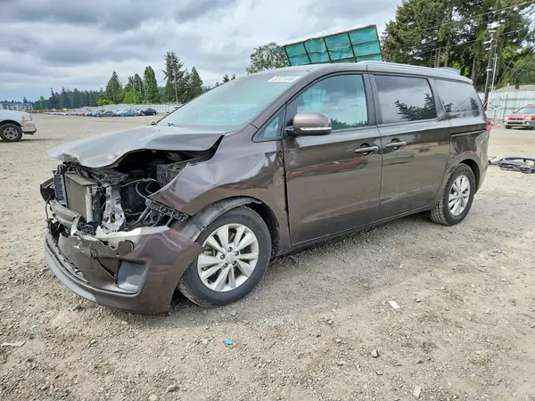 KNDMB5C17J6392048 2018 KIA SEDONA - Image 1