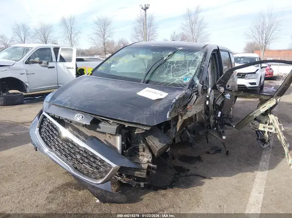 KNDMB5C17K6547232 2019 KIA SEDONA - Image 2