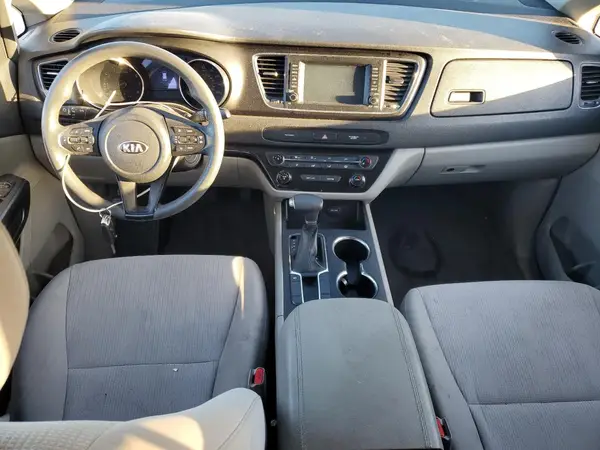KNDMB5C17K6569506 2019 KIA SEDONA - Image 8