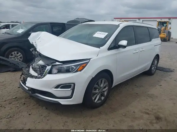 KNDMB5C17L6577445 2020 KIA SEDONA - Image 2