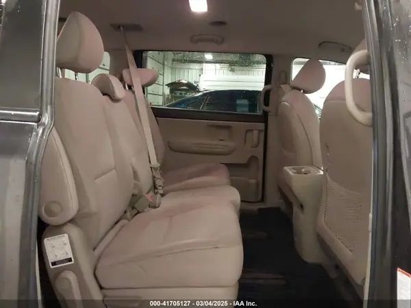 KNDMB5C17L6581477 2020 KIA SEDONA - Image 8