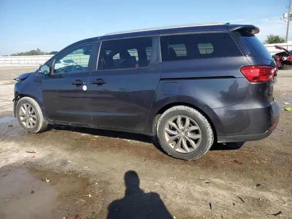 KNDMB5C17L6590101 2020 KIA SEDONA - Image 2