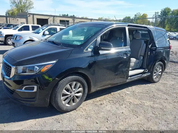 KNDMB5C17M6668507 2021 KIA SEDONA - Image 2