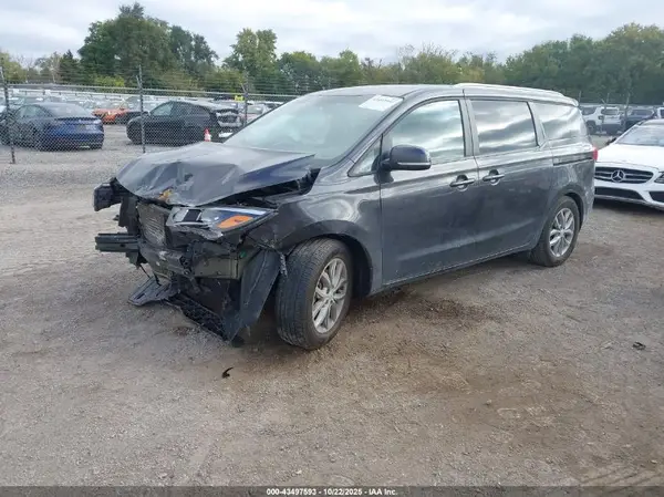 KNDMB5C17M6674176 2021 KIA SEDONA - Image 2