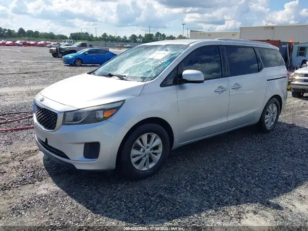 KNDMB5C18G6084508 2016 KIA SEDONA - Image 2