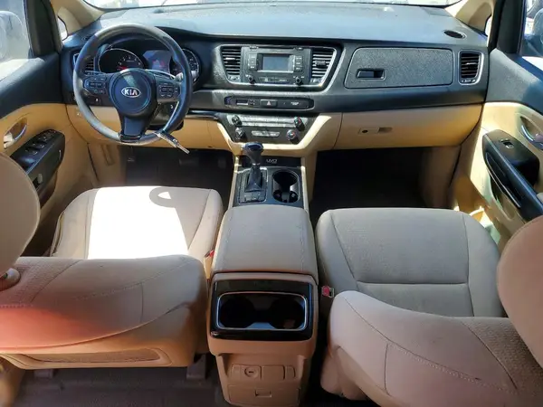 KNDMB5C18G6089238 2016 KIA SEDONA - Image 8