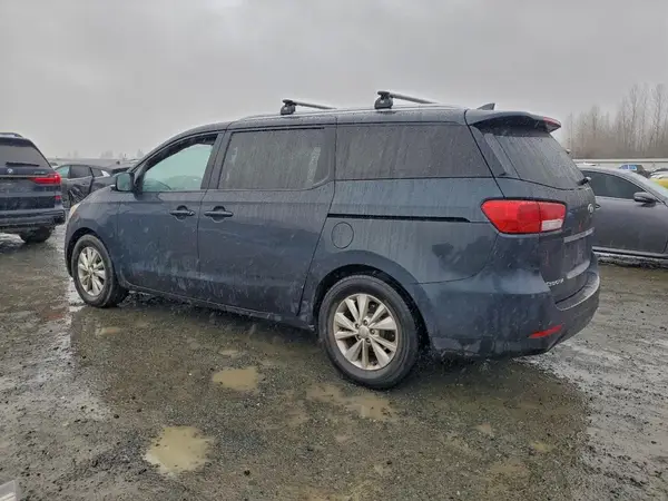 KNDMB5C18G6089742 2016 KIA SEDONA - Image 2