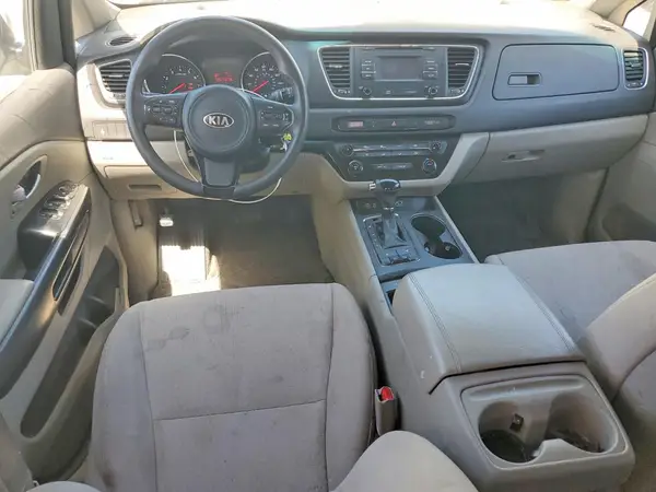 KNDMB5C18G6090129 2016 KIA SEDONA - Image 8