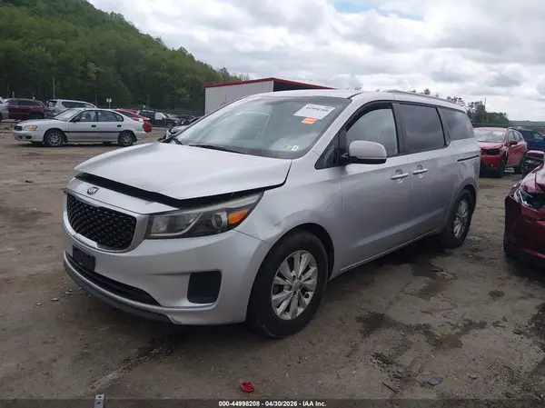 KNDMB5C18G6090857 2016 KIA SEDONA - Image 2