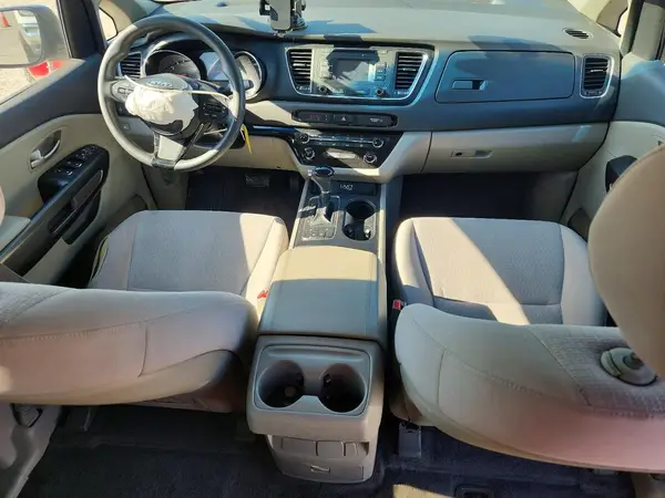 KNDMB5C18G6098022 2016 KIA SEDONA - Image 8