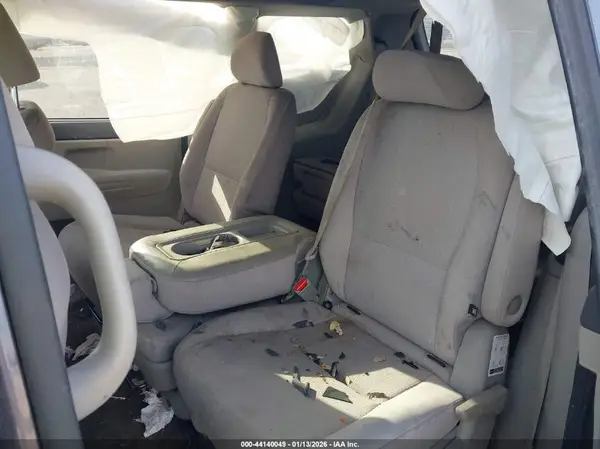 KNDMB5C18G6099185 2016 KIA SEDONA - Image 8