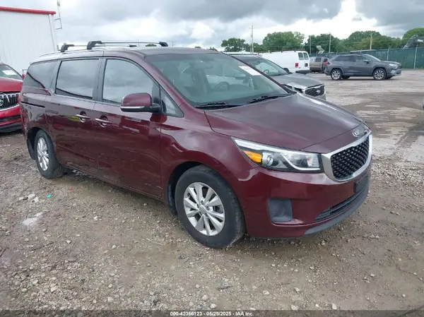 KNDMB5C18G6099753 2016 KIA SEDONA - Image 1
