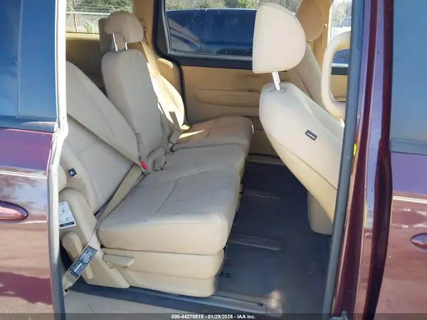 KNDMB5C18G6107110 2016 KIA SEDONA - Image 8