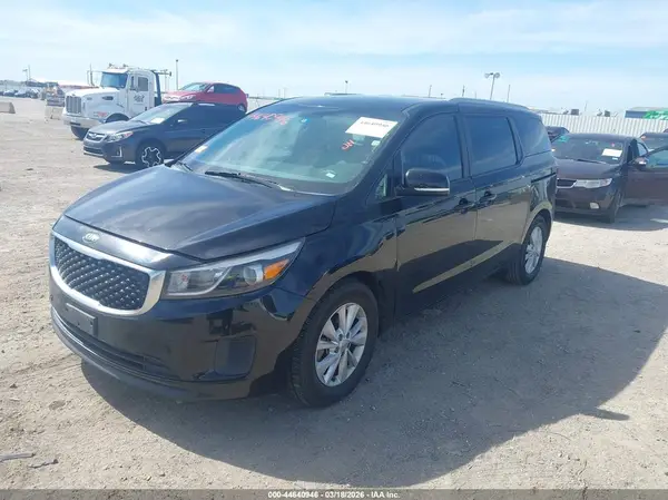 KNDMB5C18G6112310 2016 KIA SEDONA - Image 2