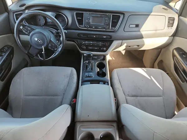 KNDMB5C18G6114347 2016 KIA SEDONA - Image 8