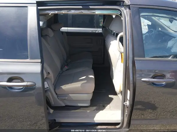 KNDMB5C18G6119841 2016 KIA SEDONA - Image 8