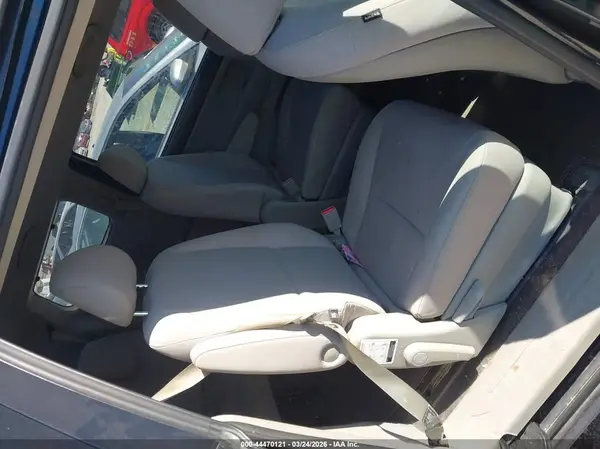 KNDMB5C18G6127986 2016 KIA SEDONA - Image 8