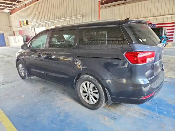 KNDMB5C18G6134453 2016 KIA SEDONA - Image 2