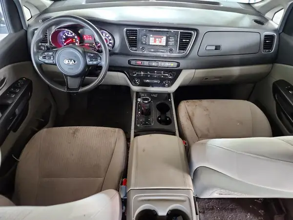 KNDMB5C18G6134453 2016 KIA SEDONA - Image 8