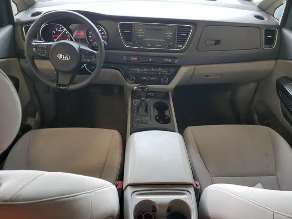 KNDMB5C18G6147767 2016 KIA SEDONA - Image 8
