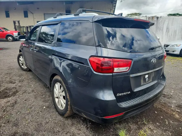KNDMB5C18G6148949 2016 KIA SEDONA - Image 2