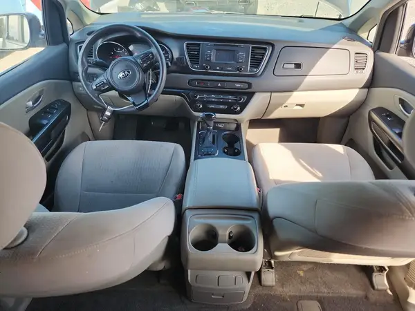 KNDMB5C18G6151463 2016 KIA SEDONA - Image 8