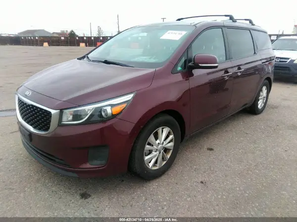 KNDMB5C18G6161281 2016 KIA SEDONA - Image 2