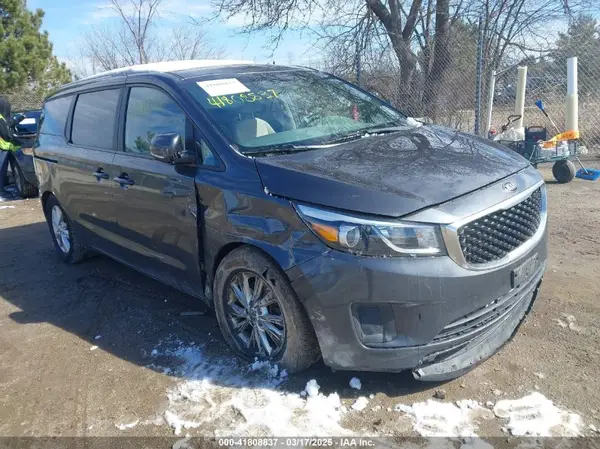 KNDMB5C18G6165041 2016 KIA SEDONA - Image 1