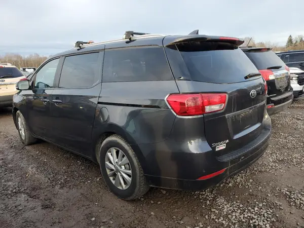 KNDMB5C18G6165069 2016 KIA SEDONA - Image 2