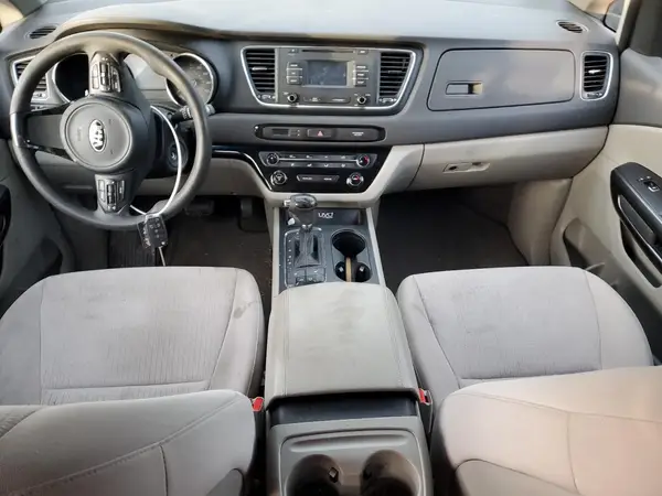 KNDMB5C18G6165069 2016 KIA SEDONA - Image 8