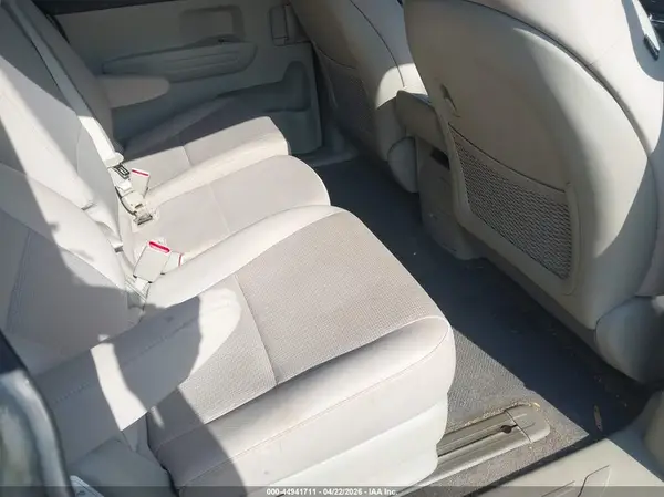 KNDMB5C18G6165959 2016 KIA SEDONA - Image 8