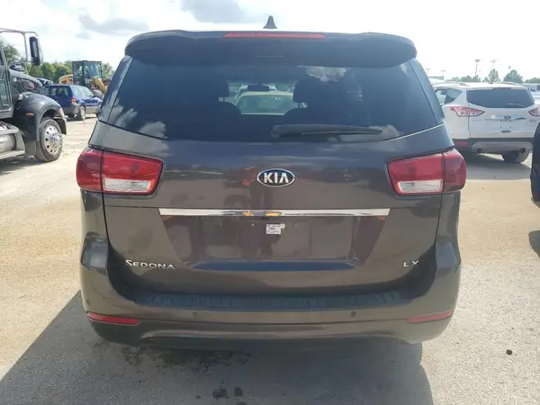 KNDMB5C18G6175830 2016 KIA SEDONA - Image 8