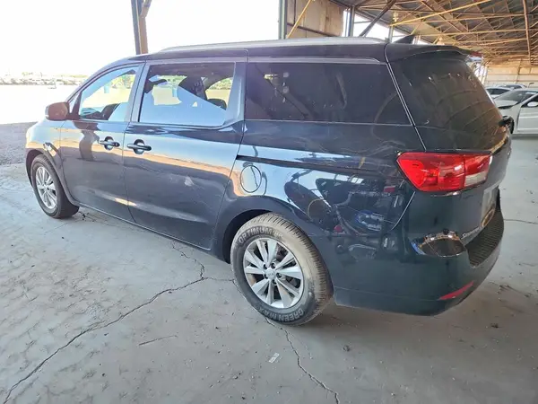 KNDMB5C18G6188609 2016 KIA SEDONA - Image 2