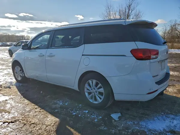 KNDMB5C18G6189808 2016 KIA SEDONA - Image 2