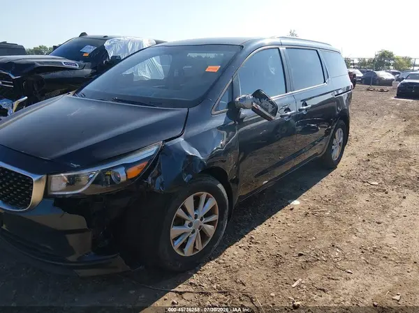 KNDMB5C18G6201777 2016 KIA SEDONA - Image 2