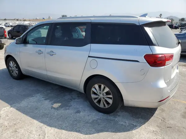 KNDMB5C18G6203075 2016 KIA SEDONA - Image 2