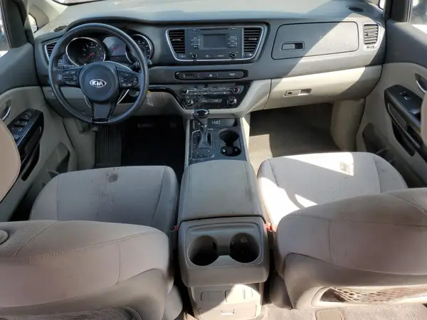 KNDMB5C18G6203075 2016 KIA SEDONA - Image 8