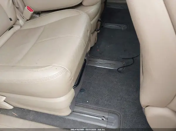 KNDMB5C18G6204100 2016 KIA SEDONA - Image 8
