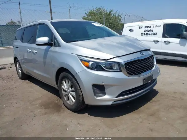 KNDMB5C18G6209782 2016 KIA SEDONA - Image 1
