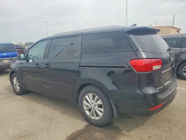 KNDMB5C18G6213489 2016 KIA SEDONA - Image 2