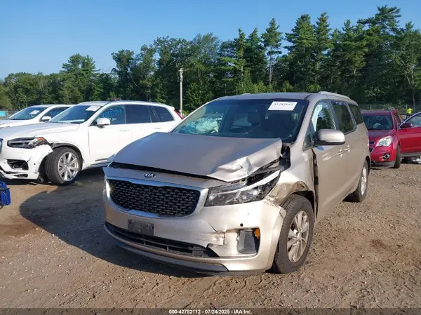 KNDMB5C18G6216327 2016 KIA SEDONA - Image 2