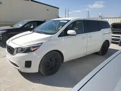 KNDMB5C18H6225529 2017 KIA SEDONA