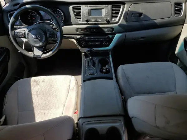 KNDMB5C18H6230407 2017 KIA SEDONA - Image 8