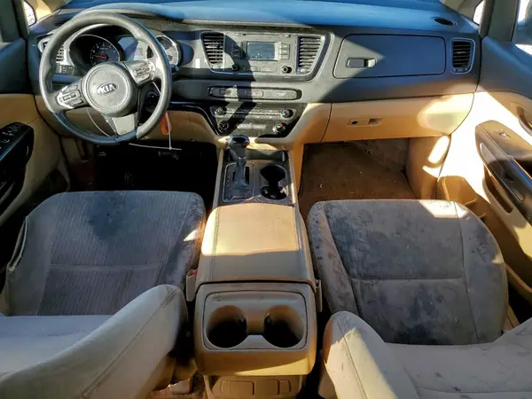 KNDMB5C18H6236420 2017 KIA SEDONA - Image 8