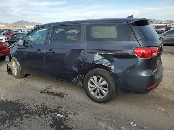 KNDMB5C18H6244792 2017 KIA SEDONA - Image 2