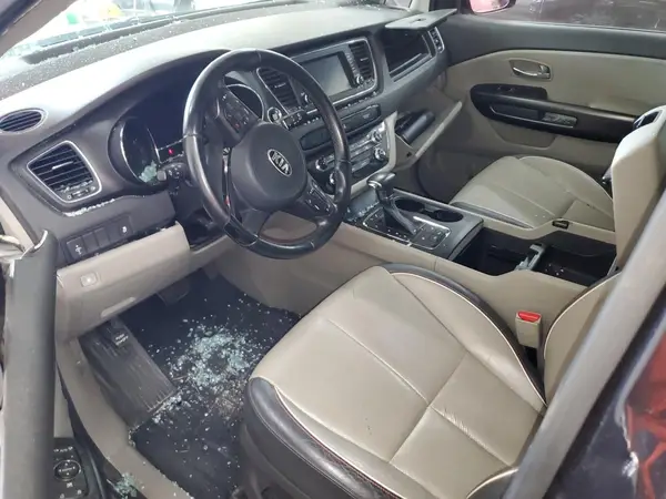 KNDMB5C18H6247871 2017 KIA SEDONA - Image 8