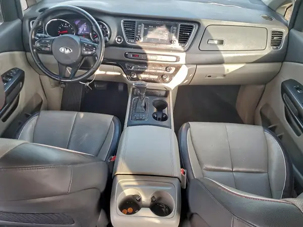 KNDMB5C18H6250155 2017 KIA SEDONA - Image 8
