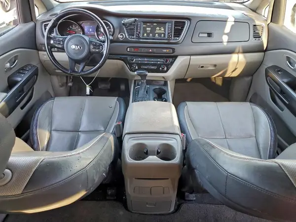 KNDMB5C18H6252729 2017 KIA SEDONA - Image 8
