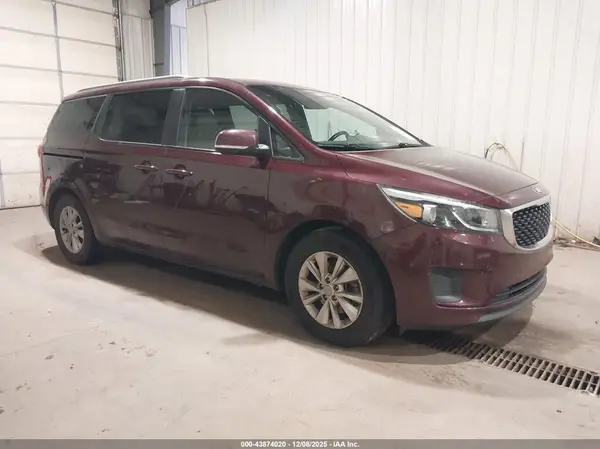 KNDMB5C18H6284404 2017 KIA SEDONA - Image 1